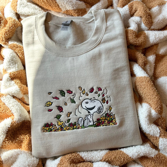 Snoopy Fall Embroidered Crewneck TN1809261346