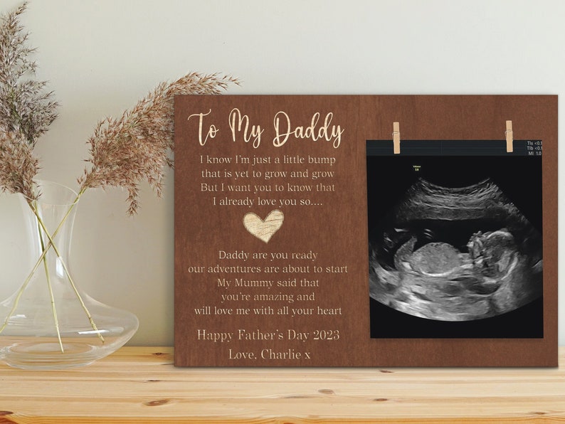 litzzy DADDY To Be on Father's Day 2023 I'm Just A Little Bump Magnet Scan Frame Decor, Ultrasound Scan Gift, Pregnancy Announcement Gift from Bump Custom Wooden Sign   