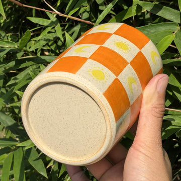 Litzzy - Orange Celestial Checkerboard Ceramic Travel Mug