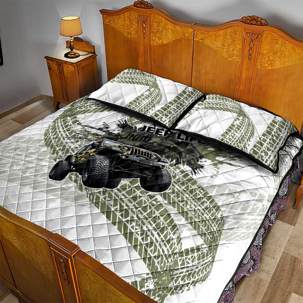 Jeep Life Quilt Bed Set Grunge Camo Off-Road Art