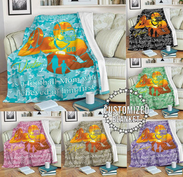 litzzy Personalized Football Player Fleece Blanket - Lath2411203 Quilt Blanket   