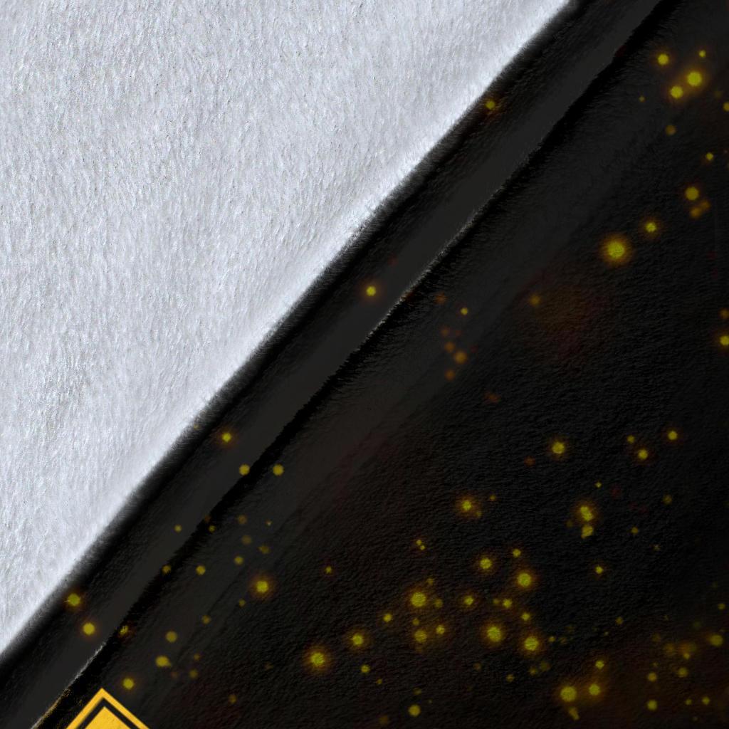 litzzy Personalized Softball You Are My Sunshine Fleece Blanket - Litzzy Hippie Softball Blanket Quilt Blanket   