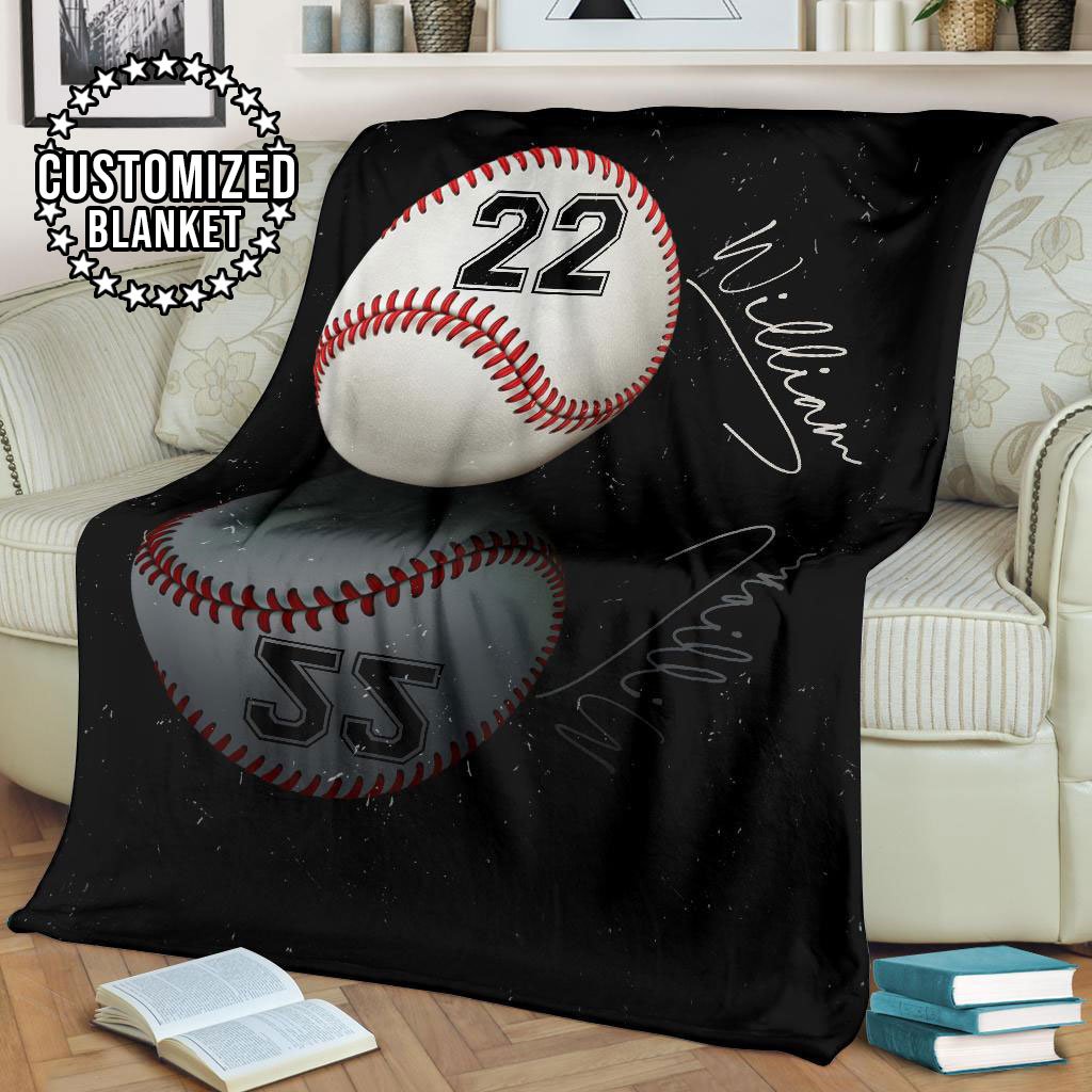 litzzy Personalized Sport Reflection Fleece Blanket - Lath1611201 Quilt Blanket   