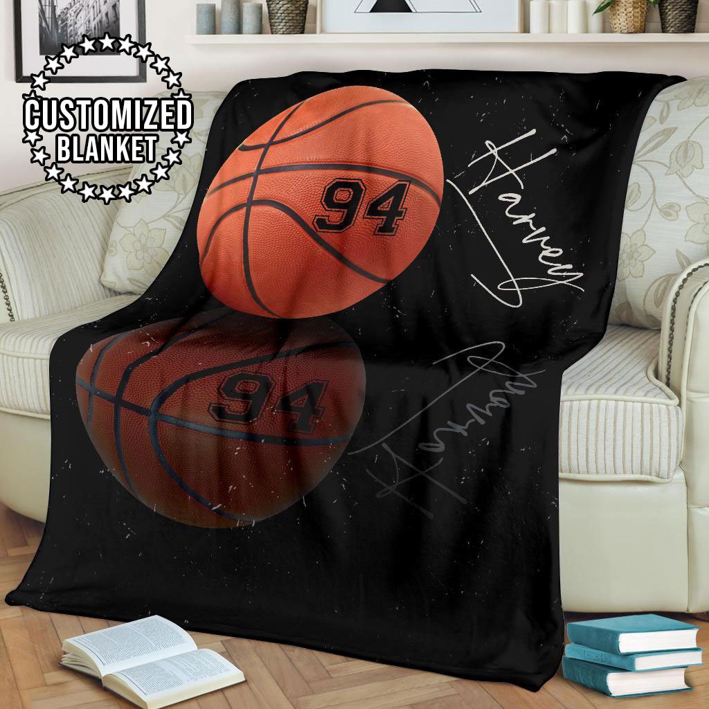 litzzy Personalized Sport Reflection Fleece Blanket - Lath1611201 Quilt Blanket   