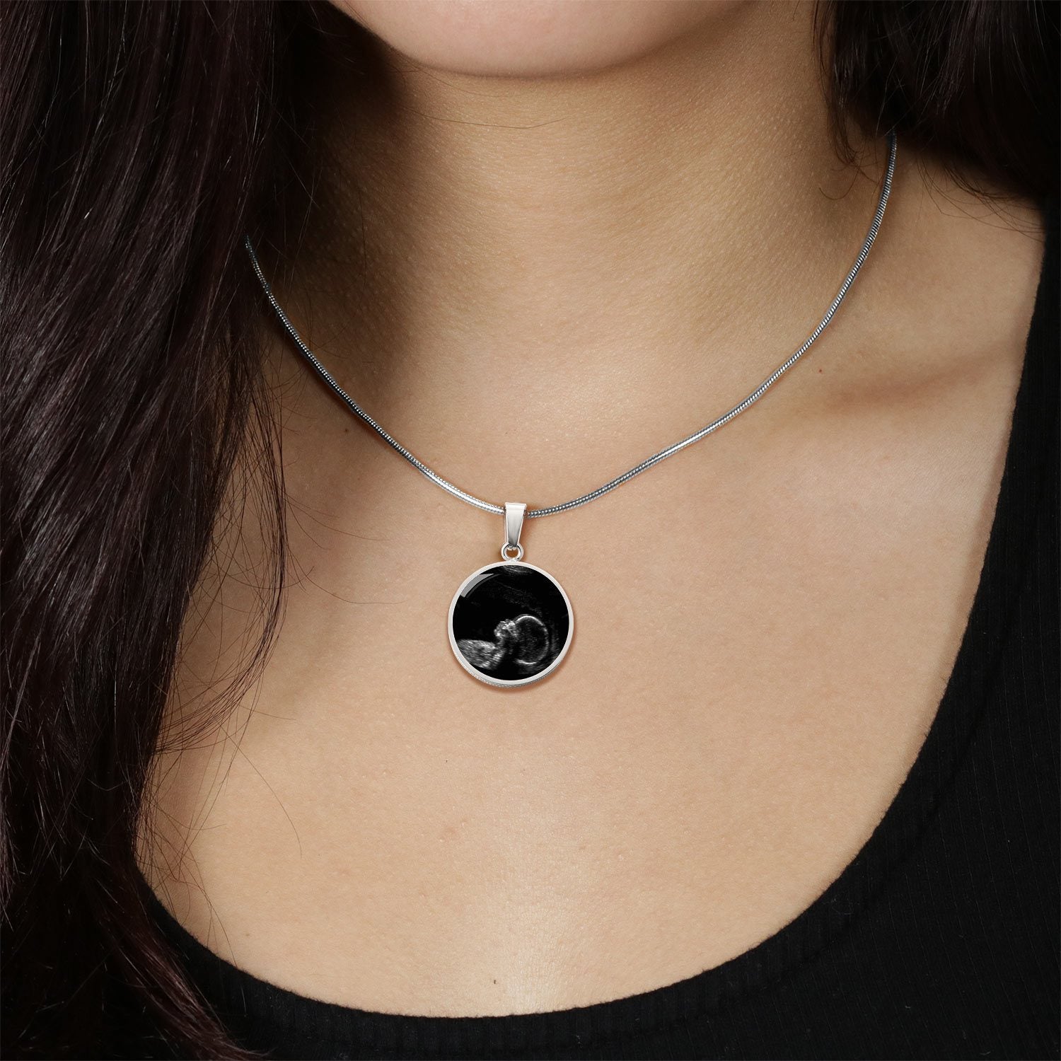 litzzy To My Mommy -  Love, Kisses, and Kicks - Circle Photo Necklace Jewelry   