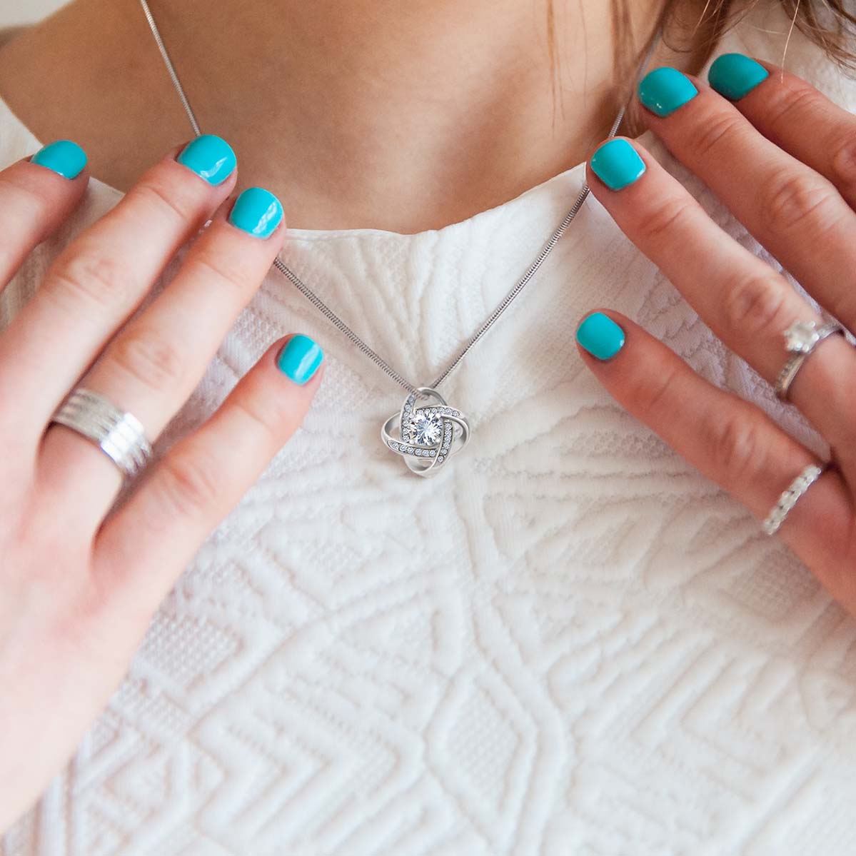 litzzy To my Mom - To a woman of wisdom - Love Knot Necklace Jewelry   