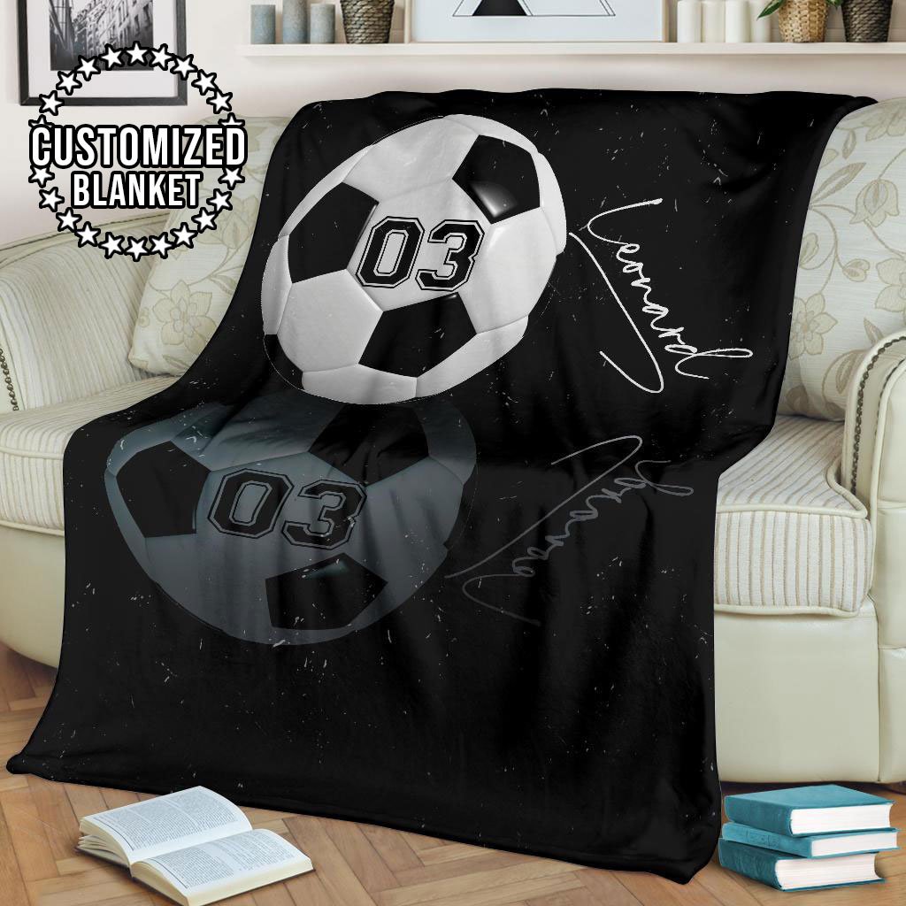 litzzy Personalized Sport Reflection Fleece Blanket - Lath1611201 Quilt Blanket SOCCER 50 x 60 