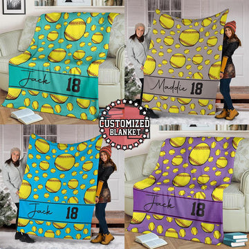litzzy Personalized Softball Balls Fleece Blanket - Tltm1411201 Quilt Blanket CUSTOM COLOR 50 X 60 