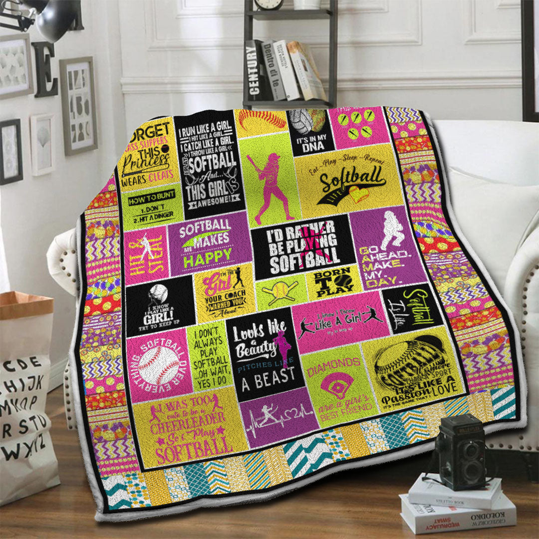 litzzy Softball HQT16101199 Fleece Blanket Fleece Blanket   