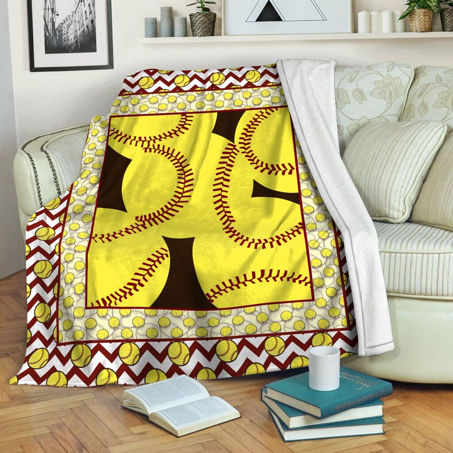 litzzy Softball HQT1610347 Fleece Blanket Fleece Blanket   