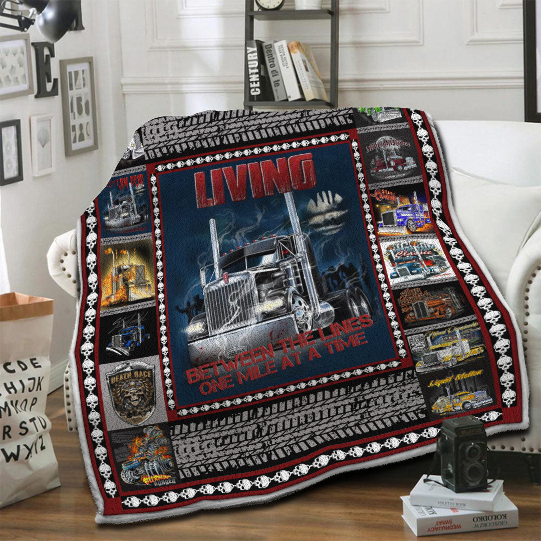 litzzy Truck HQT16101230 Fleece Blanket Fleece Blanket   