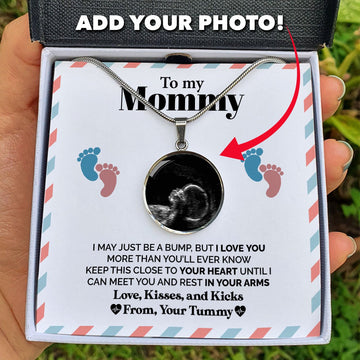 litzzy To My Mommy -  Love, Kisses, and Kicks - Circle Photo Necklace Jewelry Luxury Necklace (.316 Surgical Steel) No 