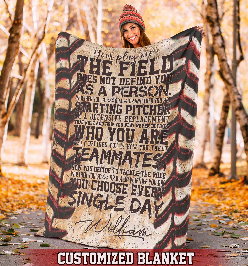 litzzy Personalized Your Play On The Field Fleece Blanket - Km091120 Quilt Blanket 50x60  