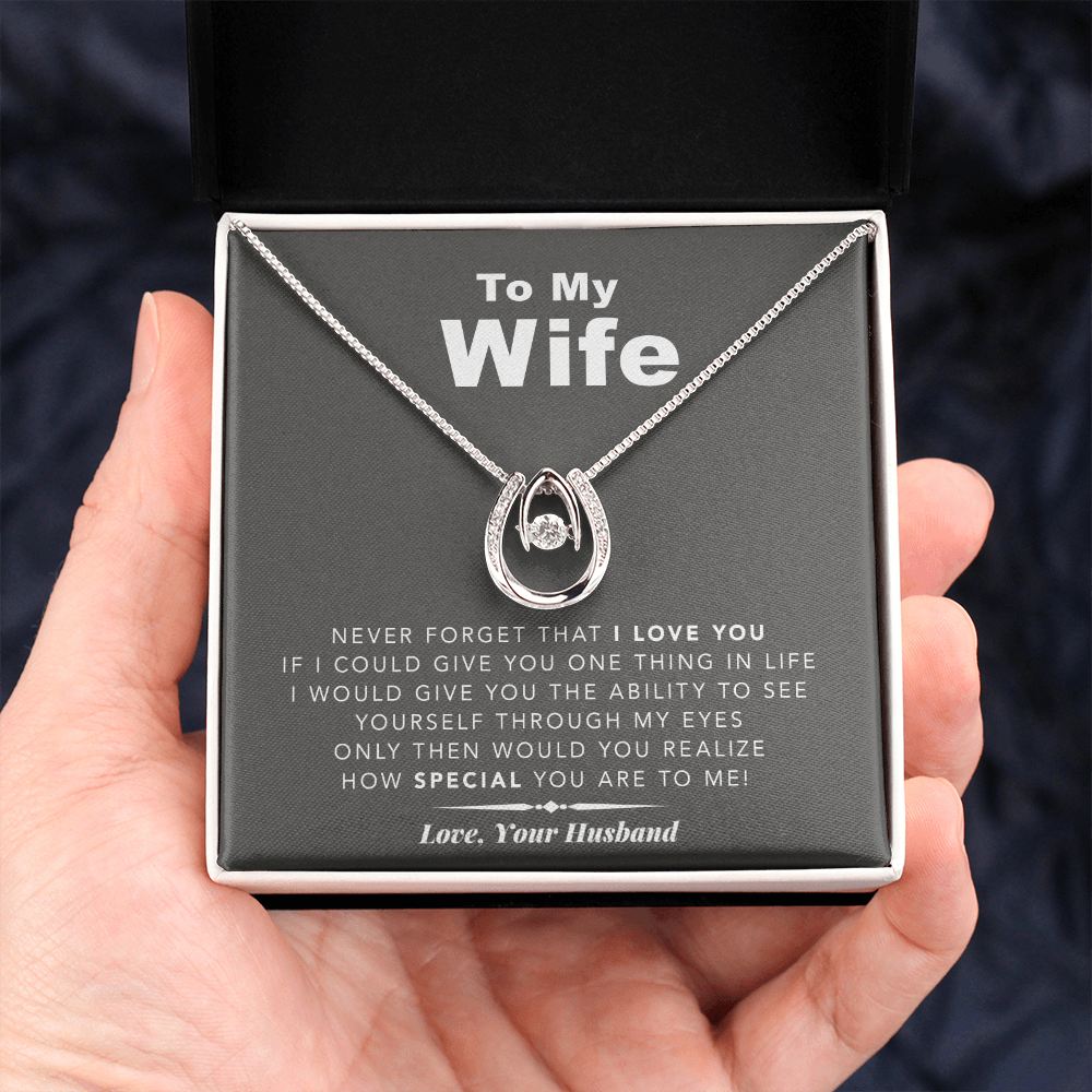litzzy To My Wife Never Forget That I Love You - Gift For Christmas, Birthday, Anniversary - Lucky in Love Necklace - Necklace Gift For Her, Wife, Girlfriend, Anniversary, Wedding, Valentine, Birthday with Message Card Jewelry   