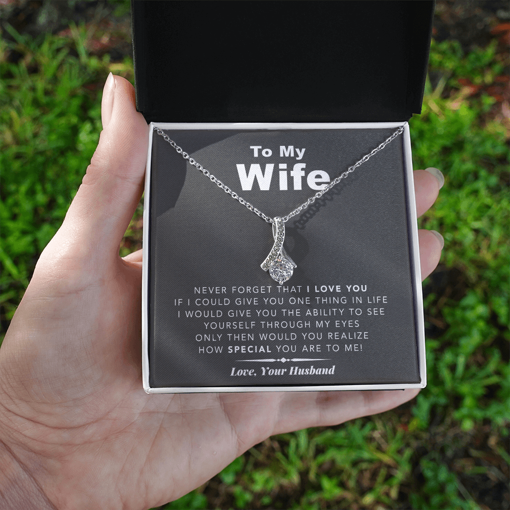litzzy To My Wife Never Forget That I Love You - Gift For Christmas, Birthday, Anniversary - Necklace Gift For Her, Wife, Girlfriend, Anniversary, Wedding, Valentine, Birthday with Message Card Jewelry   
