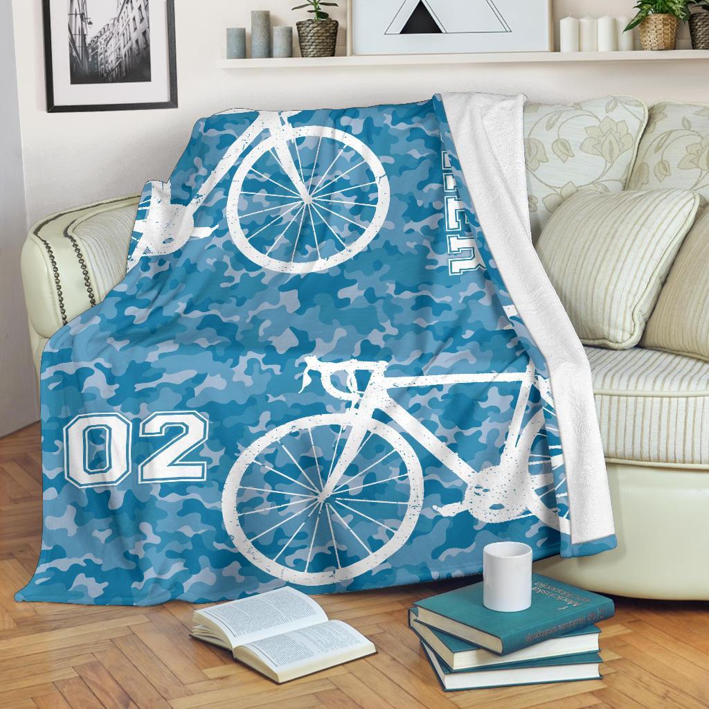 litzzy Personalized Cycling Camo Fleece Blanket - Lath1911203 Quilt Blanket   
