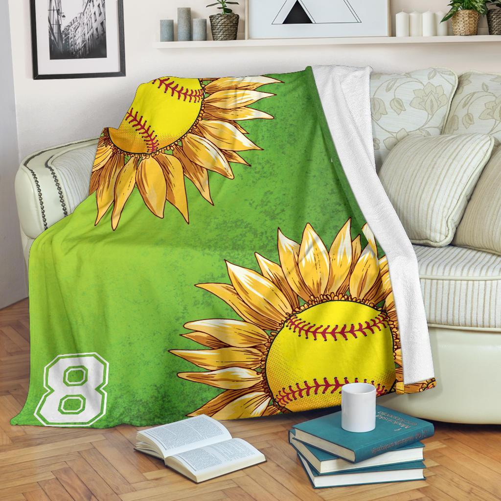 litzzy Personalized Softball Sunflower Fleece Blanket - Laci2411202 Quilt Blanket GREEN 50 X 60 