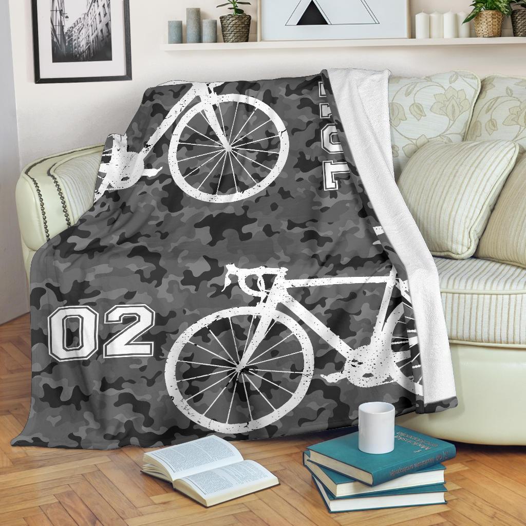 litzzy Personalized Cycling Camo Fleece Blanket - Lath1911203 Quilt Blanket BLACK 50 X 60 