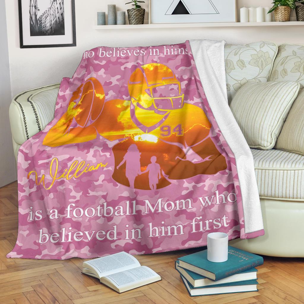 litzzy Personalized Football Player Fleece Blanket - Lath2411203 Quilt Blanket   