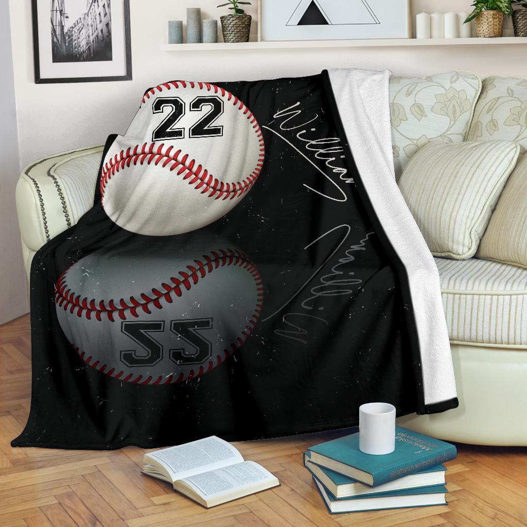 litzzy Personalized Sport Reflection Fleece Blanket - Lath1611201 Quilt Blanket   