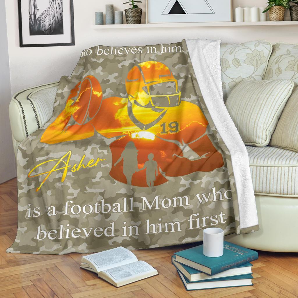 litzzy Personalized Football Player Fleece Blanket - Lath2411203 Quilt Blanket CAMO 60 X 80 