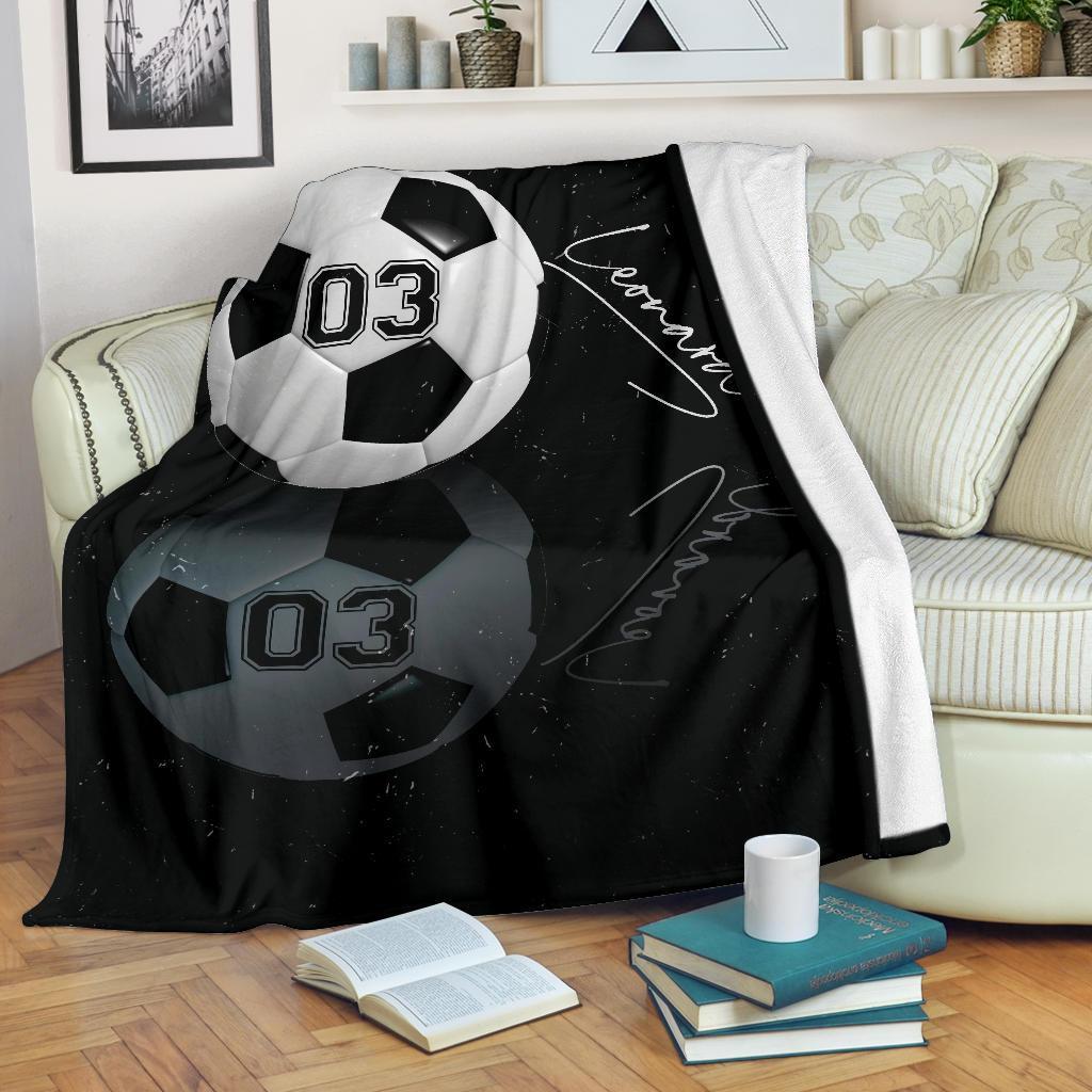 litzzy Personalized Sport Reflection Fleece Blanket - Lath1611201 Quilt Blanket   