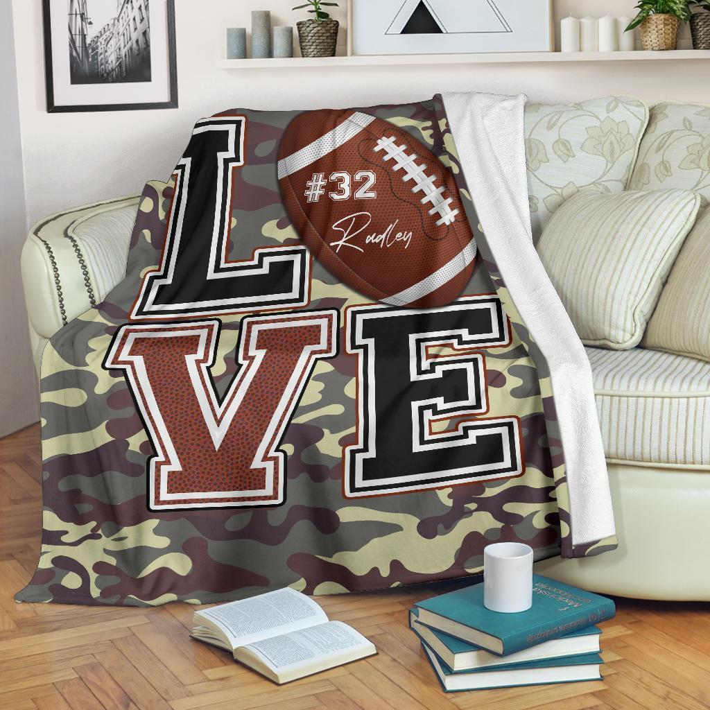 litzzy Personalized Love Football Fleece Blanket - Lath2411204 Quilt Blanket   