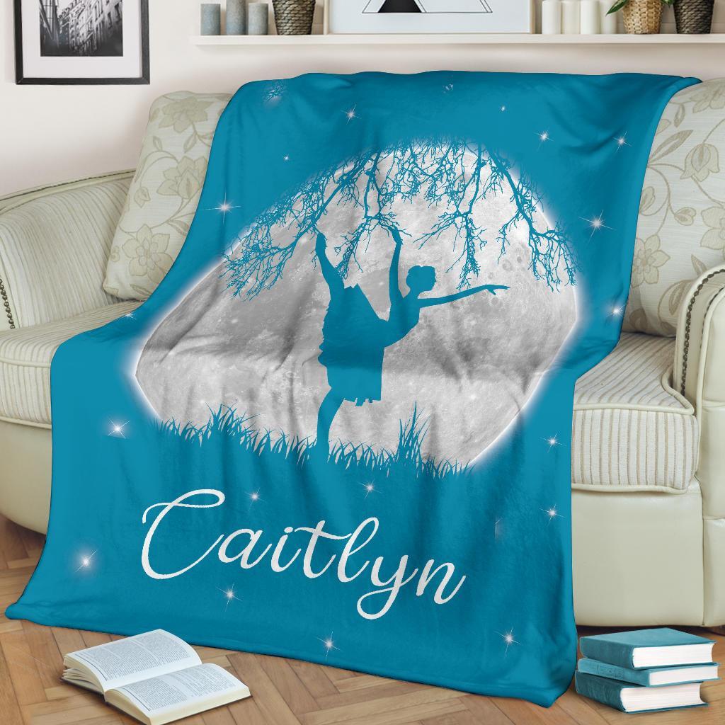 litzzy Personalized Dancing Moon Fleece Blanket - Laci2711203 Quilt Blanket   