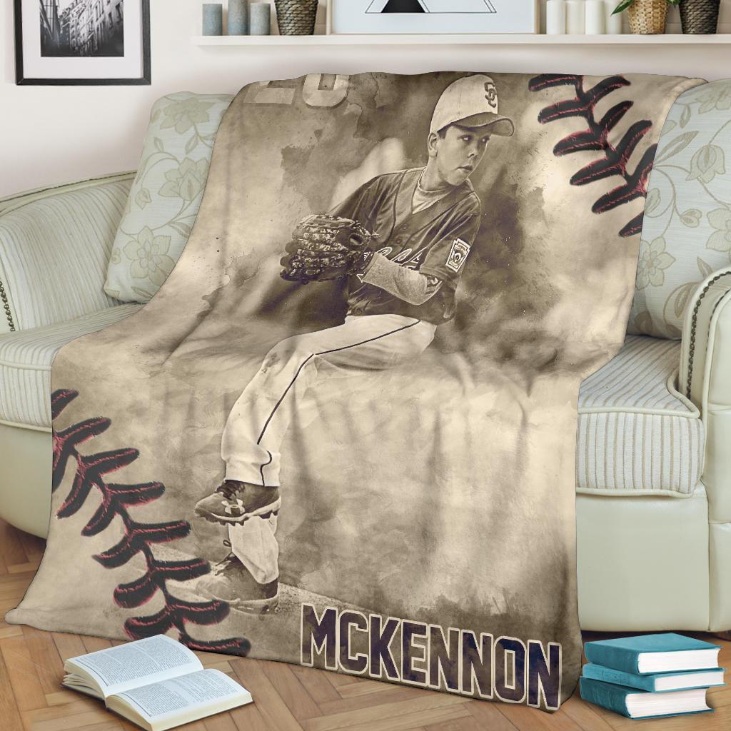 litzzy Personalized Vintage Baseball Fleece Blanket - Km091120 Quilt Blanket   