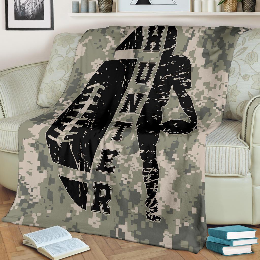 litzzy Personalized Football Player Fleece Blanket - Nh0911203 Quilt Blanket   