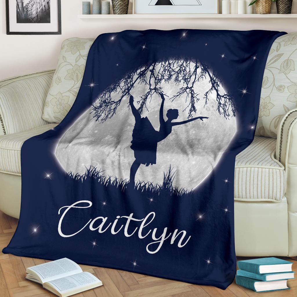 litzzy Personalized Dancing Moon Fleece Blanket - Laci2711203 Quilt Blanket   