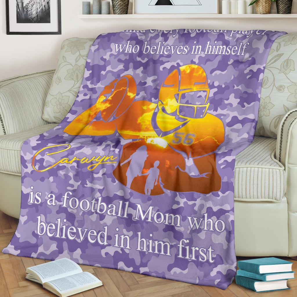 litzzy Personalized Football Player Fleece Blanket - Lath2411203 Quilt Blanket   