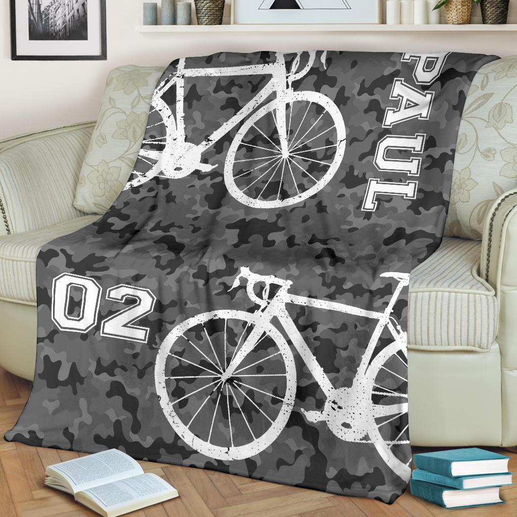 litzzy Personalized Cycling Camo Fleece Blanket - Lath1911203 Quilt Blanket   