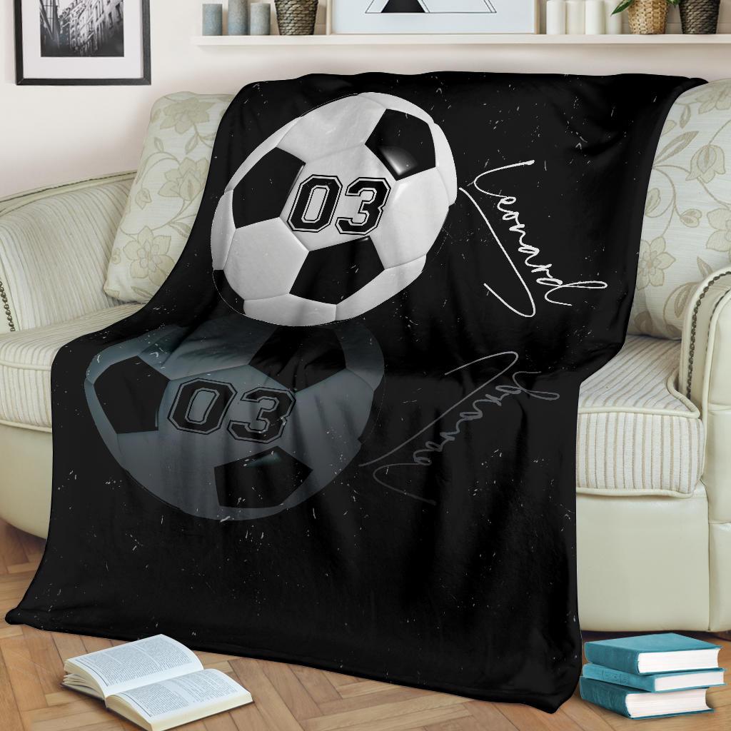 litzzy Personalized Sport Reflection Fleece Blanket - Lath1611201 Quilt Blanket   