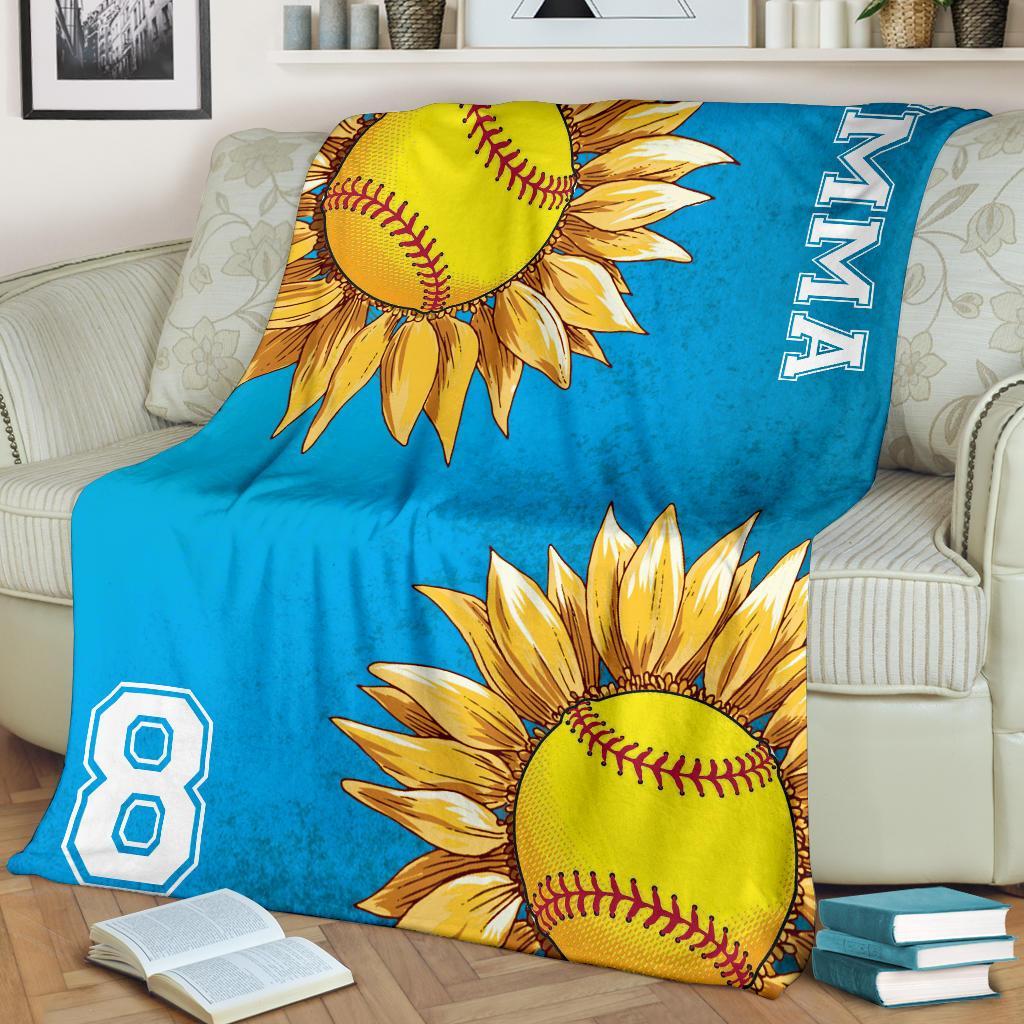 litzzy Personalized Softball Sunflower Fleece Blanket - Laci2411202 Quilt Blanket   