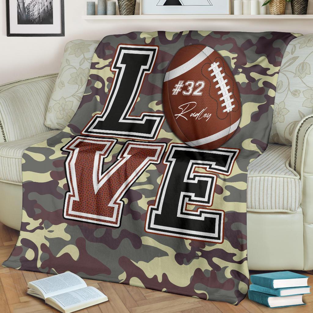 litzzy Personalized Love Football Fleece Blanket - Lath2411204 Quilt Blanket   