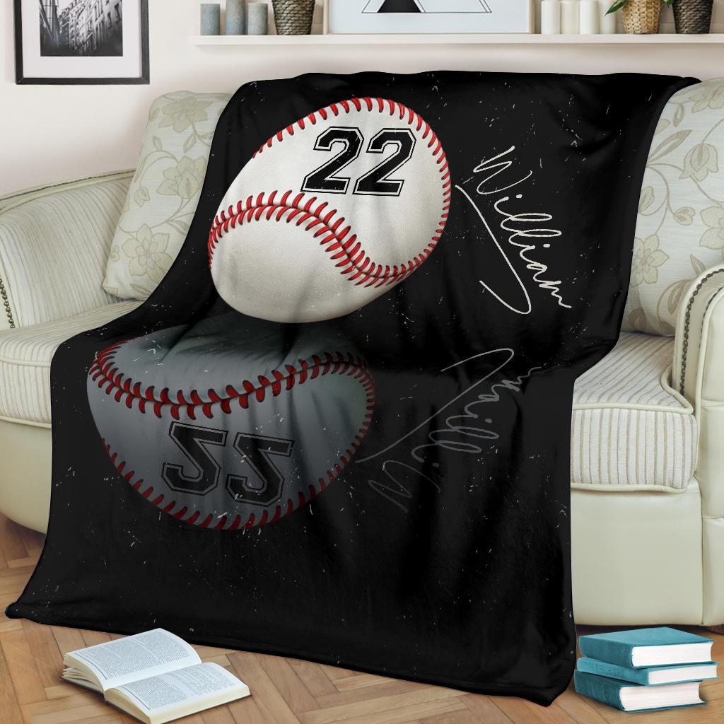 litzzy Personalized Sport Reflection Fleece Blanket - Lath1611201 Quilt Blanket   