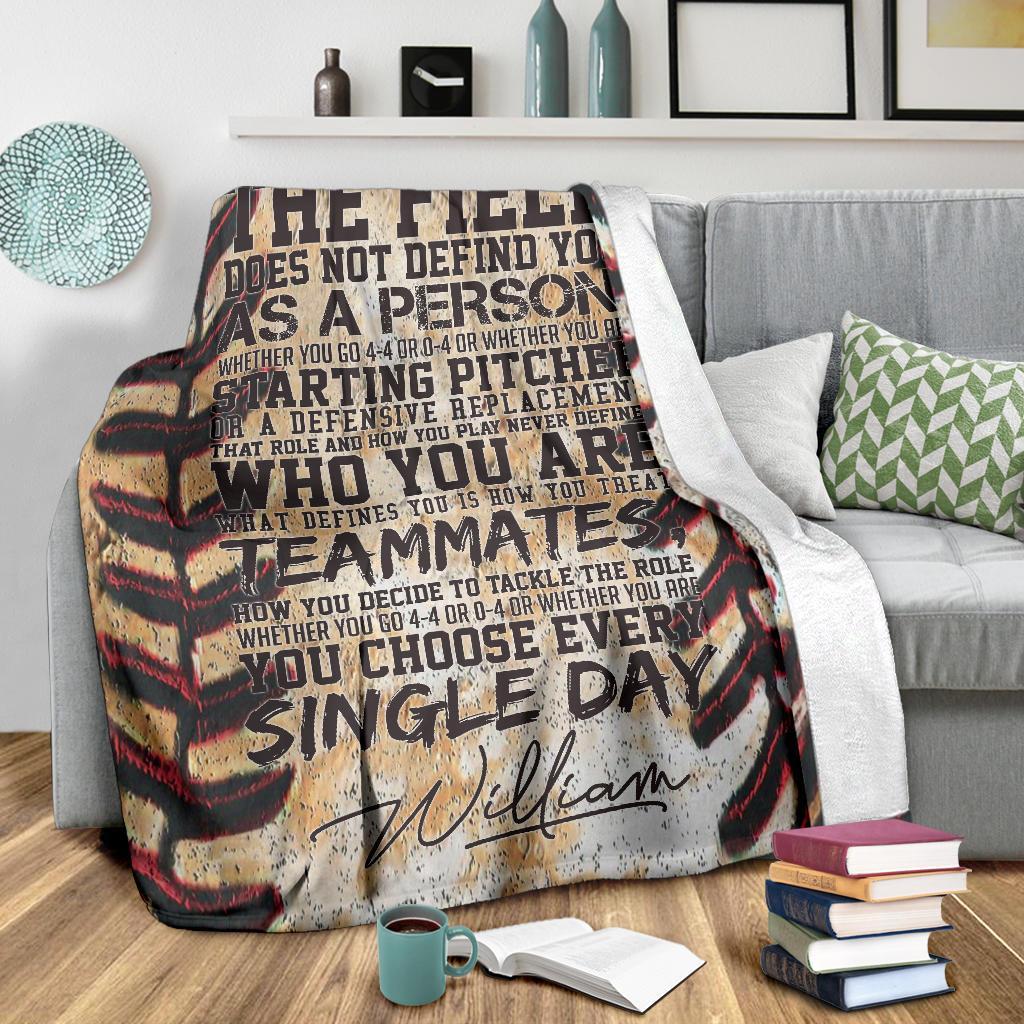 litzzy Personalized Your Play On The Field Fleece Blanket - Km091120 Quilt Blanket   