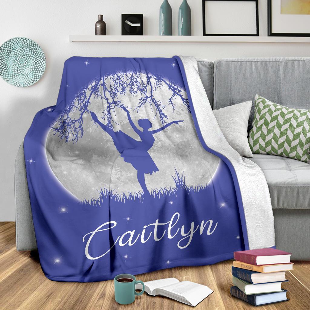 litzzy Personalized Dancing Moon Fleece Blanket - Laci2711203 Quilt Blanket   