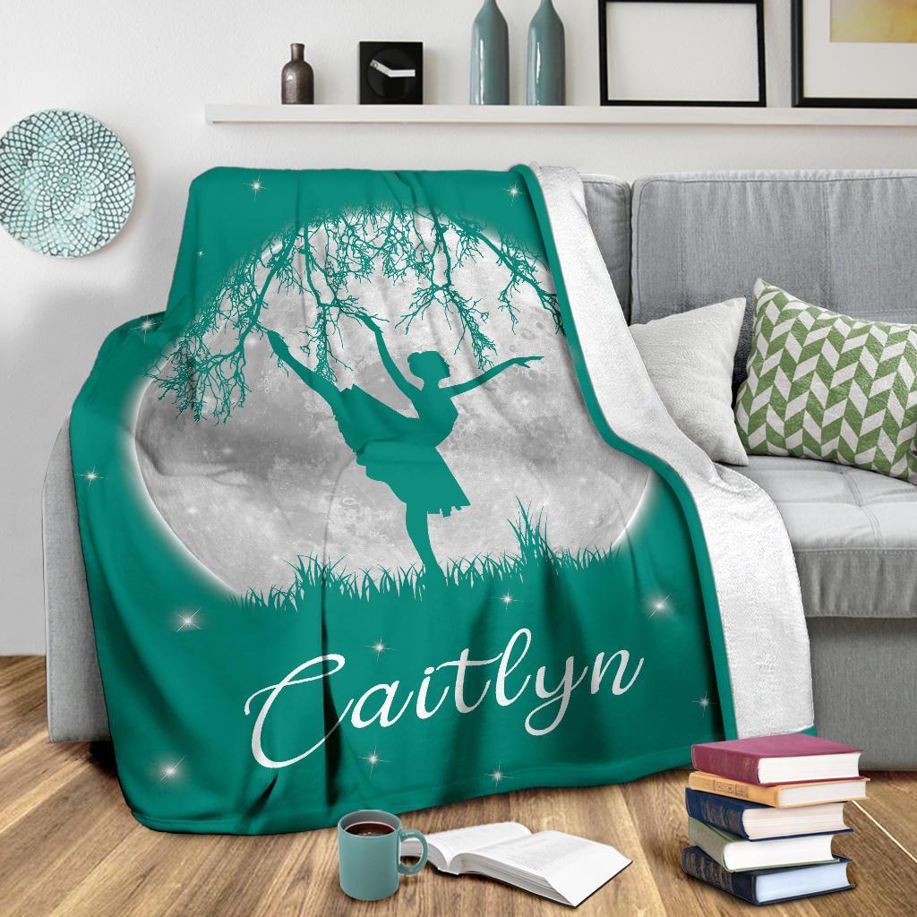 litzzy Personalized Dancing Moon Fleece Blanket - Laci2711203 Quilt Blanket   
