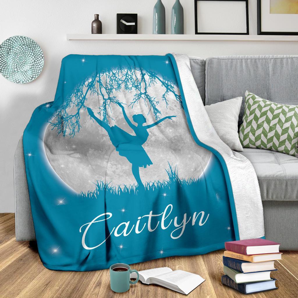 litzzy Personalized Dancing Moon Fleece Blanket - Laci2711203 Quilt Blanket   