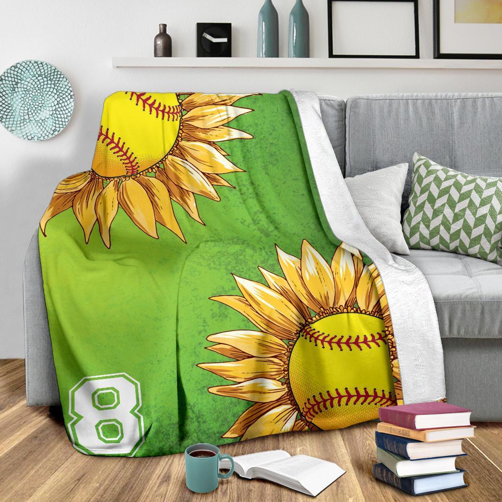 litzzy Personalized Softball Sunflower Fleece Blanket - Laci2411202 Quilt Blanket   