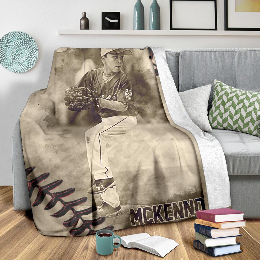 litzzy Personalized Vintage Baseball Fleece Blanket - Km091120 Quilt Blanket   