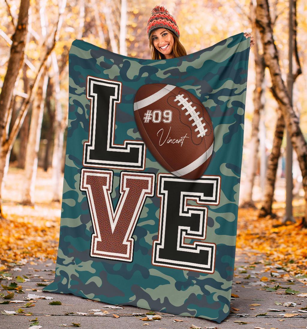 litzzy Personalized Love Football Fleece Blanket - Lath2411204 Quilt Blanket   
