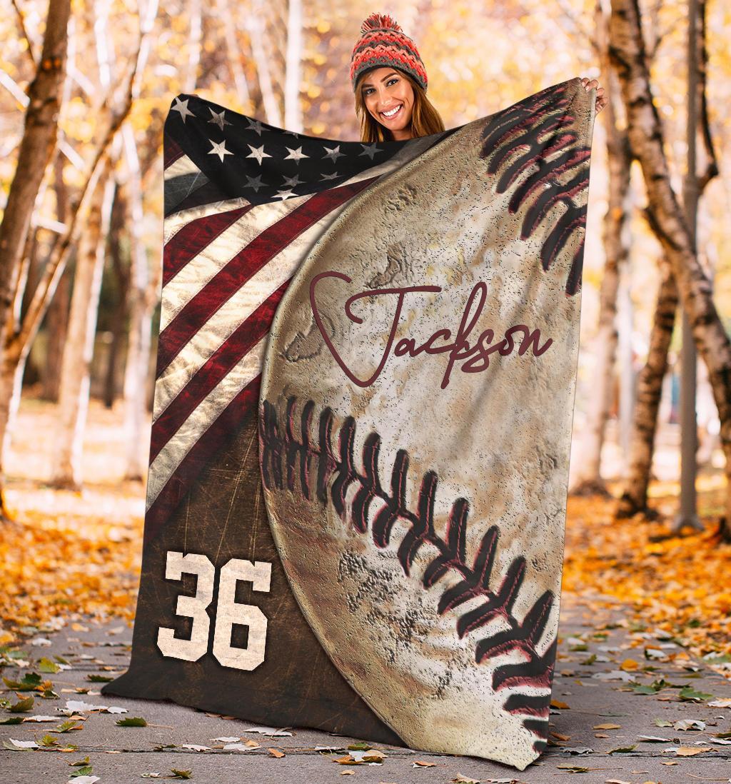 litzzy Personalized Baseball Vintage Ball Fleece Blanket - Tltm2711201 Quilt Blanket   