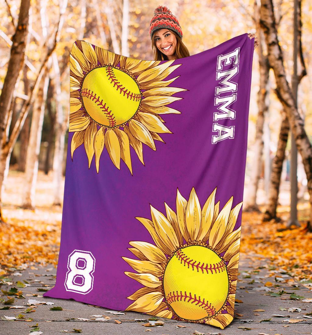 litzzy Personalized Softball Sunflower Fleece Blanket - Laci2411202 Quilt Blanket   