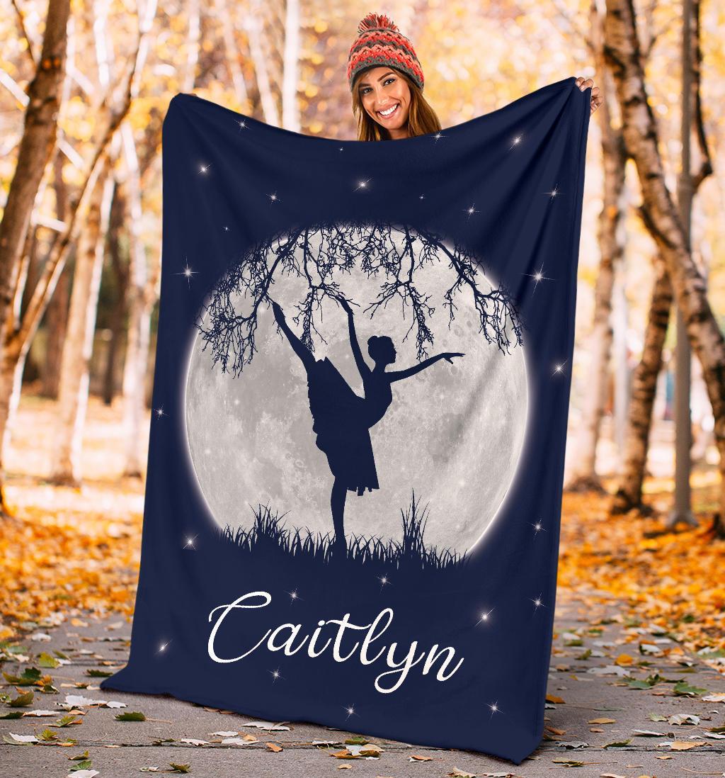 litzzy Personalized Dancing Moon Fleece Blanket - Laci2711203 Quilt Blanket   