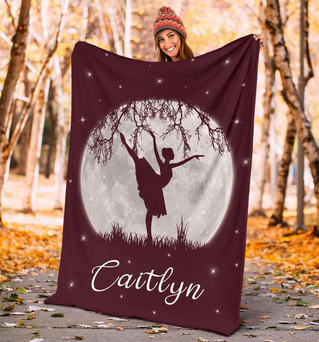 litzzy Personalized Dancing Moon Fleece Blanket - Laci2711203 Quilt Blanket   