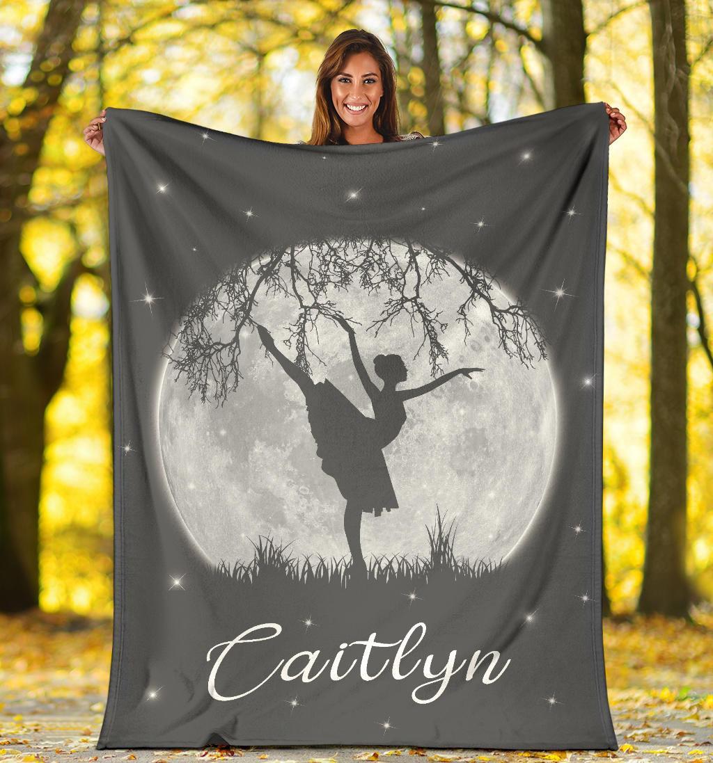 litzzy Personalized Dancing Moon Fleece Blanket - Laci2711203 Quilt Blanket   