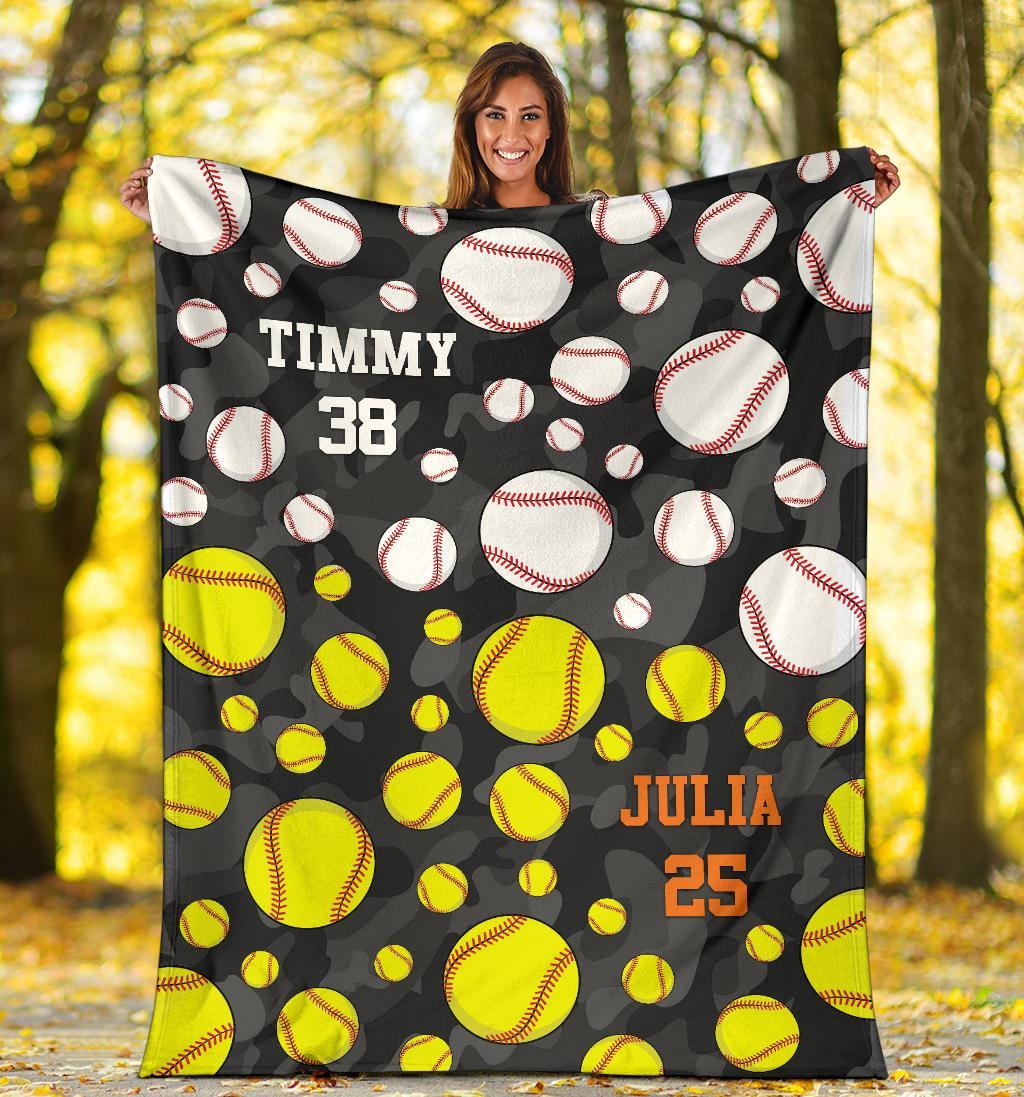 litzzy Personalized Baseball Softball Balls Fleece Blankets - Tlnb1311201Ki Quilt Blanket   
